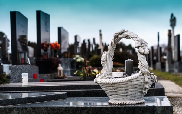 С 25 по 27 апреля жителей Кузнецка просят не посещать кладбища